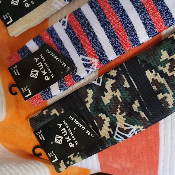 3 Pairs PKWY by Dwyane Wade Classic Crew Socks - Picture 2 of 5